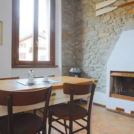 Apartament Historic Borgo Campidoglio 5 Lenno