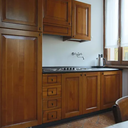 Apartament Historic Borgo Campidoglio 5 *